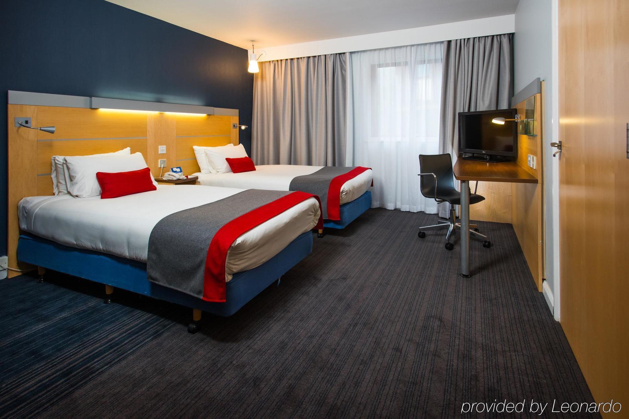 Holiday Inn Express Stirling, An Ihg Hotel Екстер'єр фото