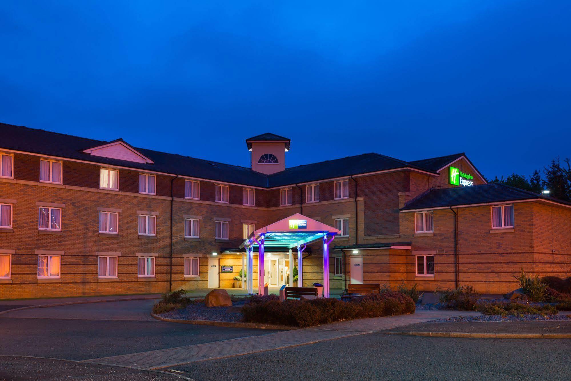 Holiday Inn Express Stirling, An Ihg Hotel Екстер'єр фото